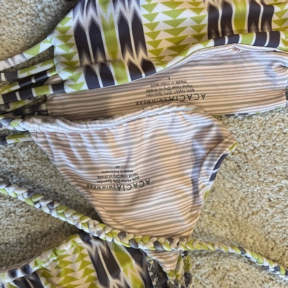 Acacia bikini - Picture 2 of 3